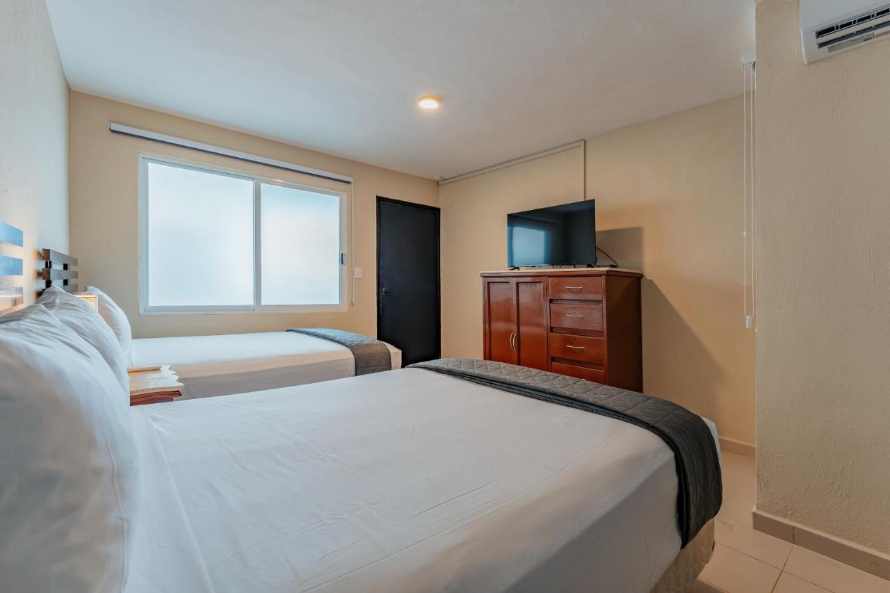 Hotel Brisas 5A Av, Playa Del Carmen Kültér fotó