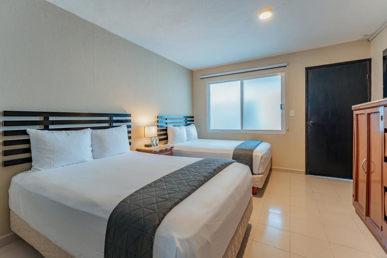 Hotel Brisas 5A Av, Playa Del Carmen Kültér fotó