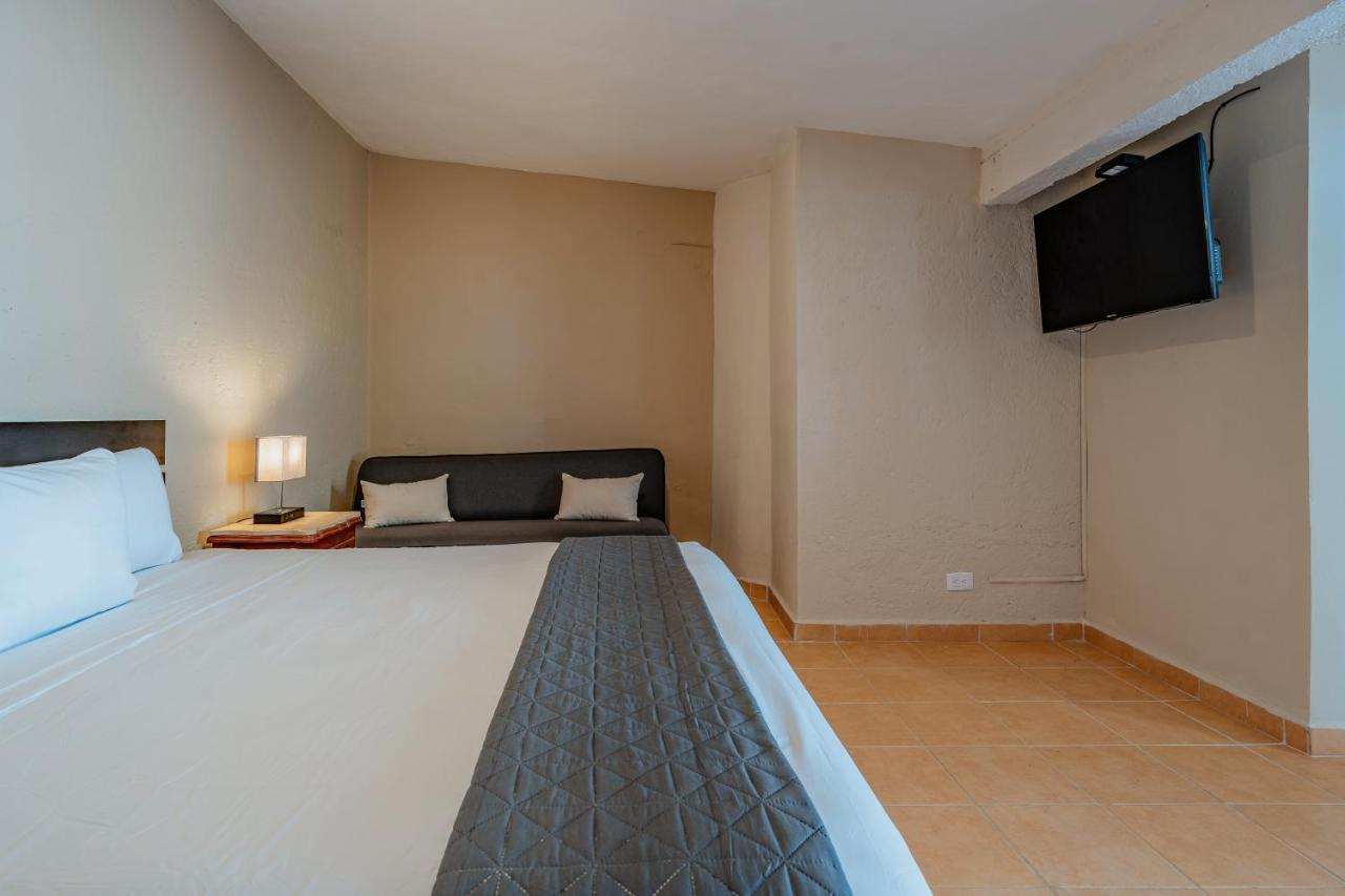 Hotel Brisas 5A Av, Playa Del Carmen Kültér fotó