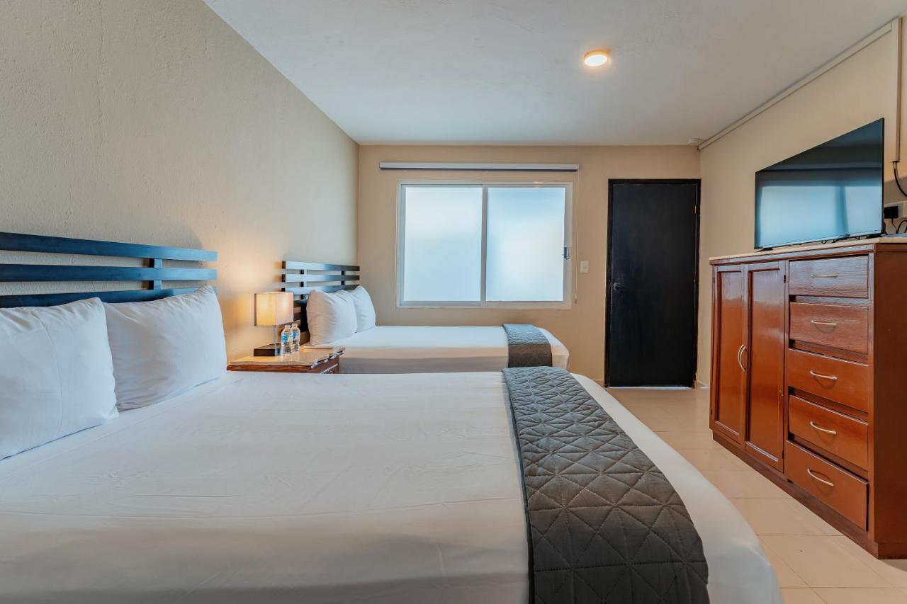 Hotel Brisas 5A Av, Playa Del Carmen Kültér fotó